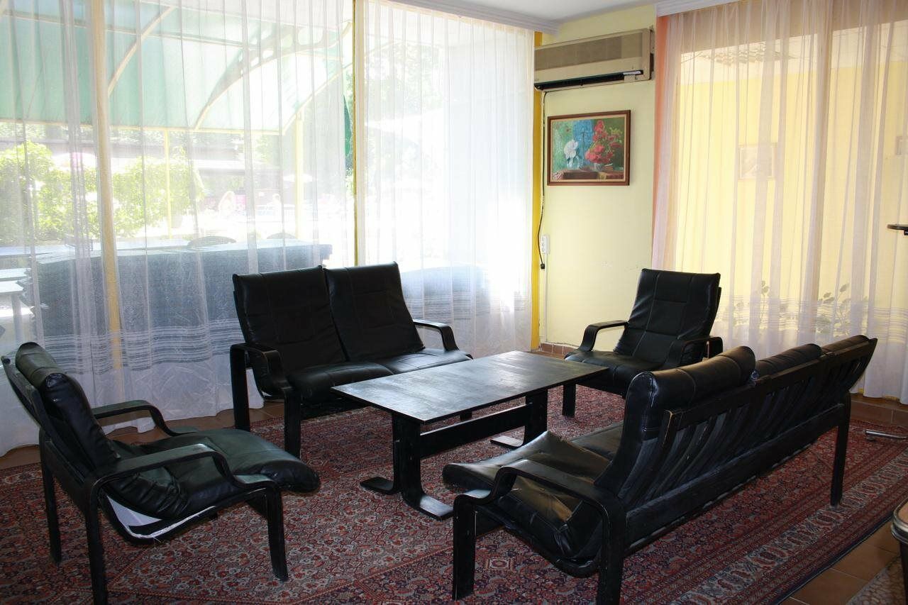 Sunny Varshava Hotel Aranyhomok Kültér fotó